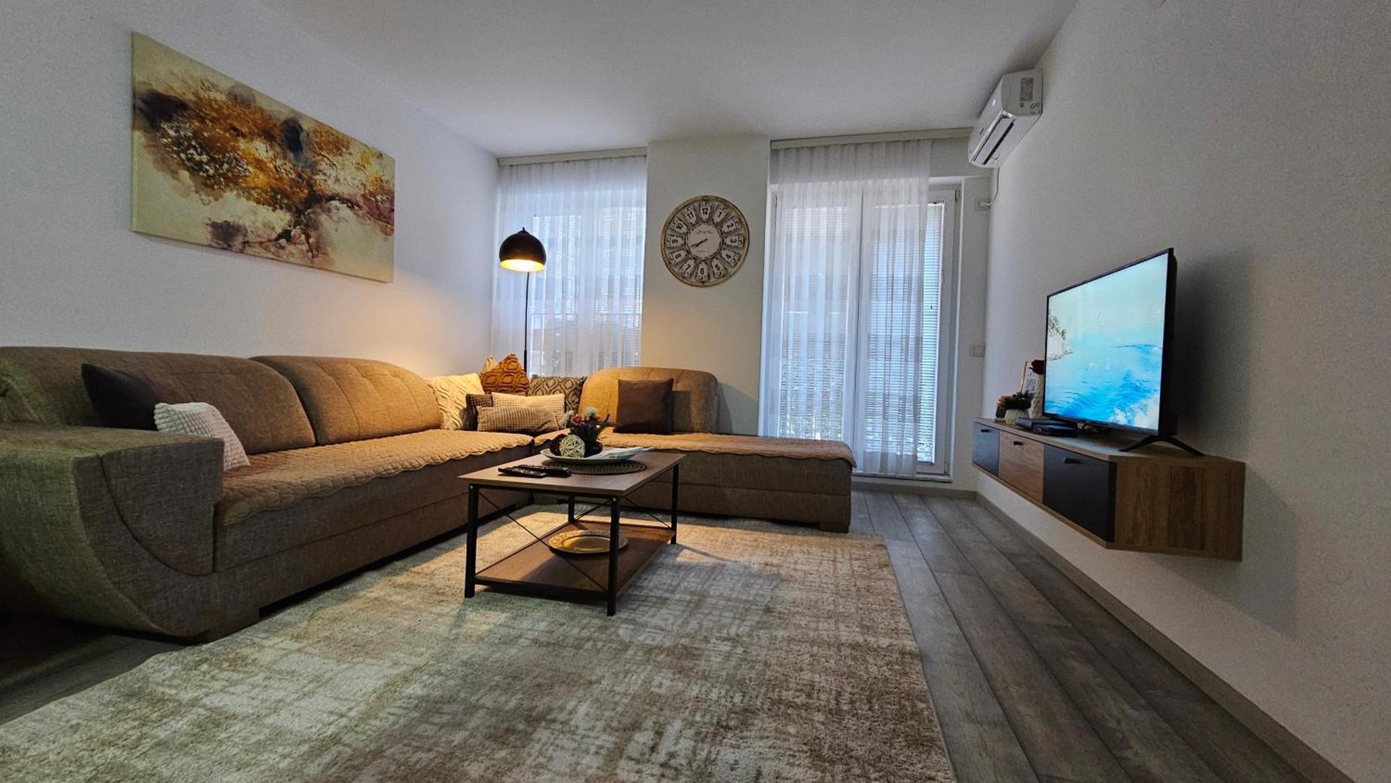 Superb 1 Bedroom In The Best Zone Of The City. Ferizaj Exterior foto